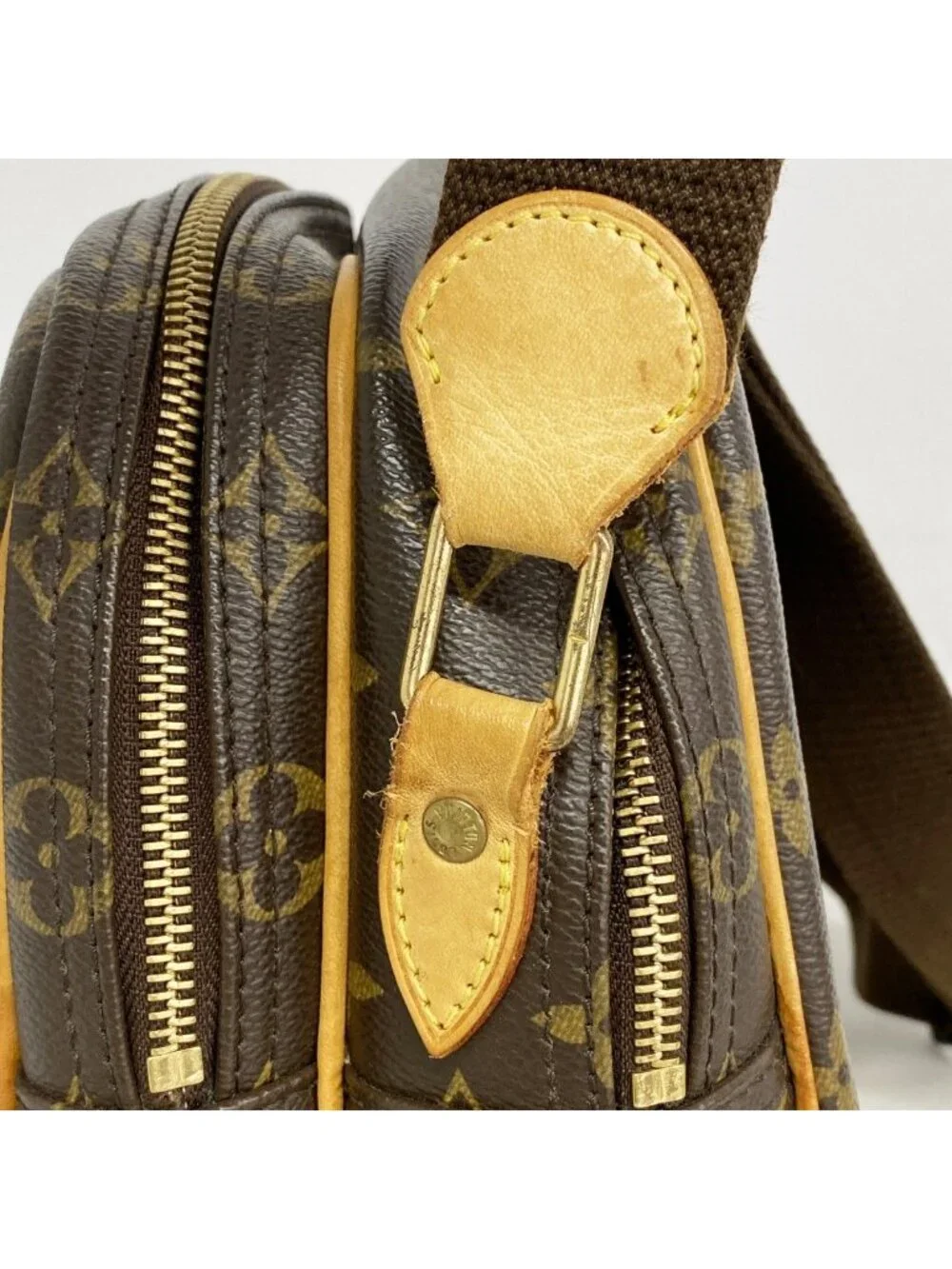 Louis Vuitton Shoulder Bag Monogram Reporter PM Brown